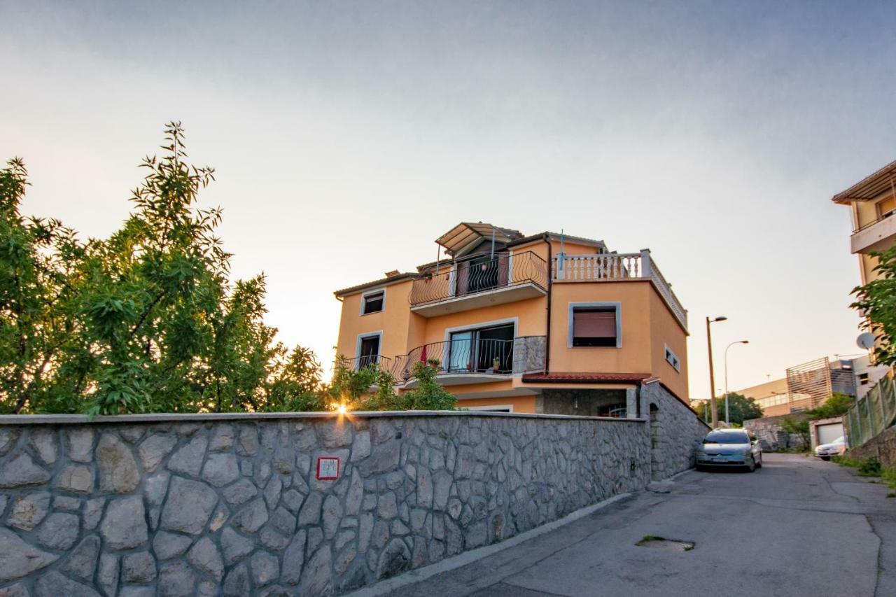 Apartment Anai Rijeka Exterior foto