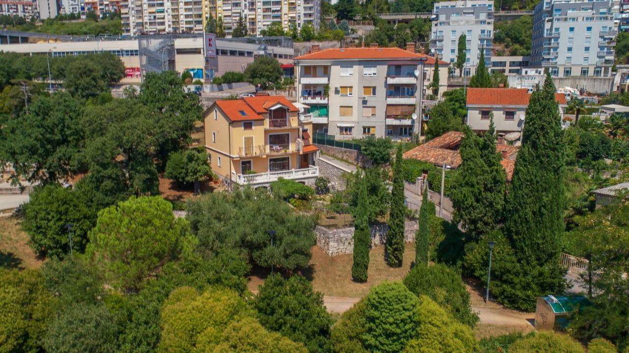 Apartment Anai Rijeka Exterior foto